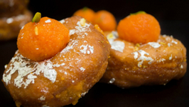 Motichoor Donuts Recipe, Motichur Laddo filled Doughnuts - Fusion Diwali