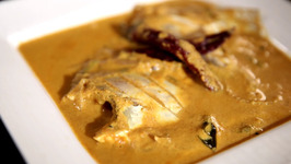 Fish Curry / Pomfret Fish Curry - Kerala Style / Masala Trails