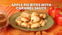 Apple Pie Bites With Caramel Sauce