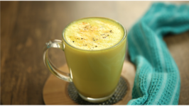 Turmeric Latte - How To Make Turmeric Milk - Golden Drink Recipe - Haldi Doodh - Varun
