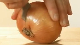 How To Chop Onions