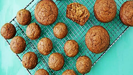 Pumpkin Spelt Muffins - Healthy Holiday - Weelicious featuring 100 Days of Real Food