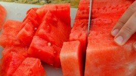 How to Pick a Good Watermelon and How to Cut It Up