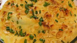 Betty's Sour Cream and Chives Holiday Potato Casserole -- Thanksgiving