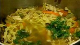 How to Make Chicken Noodles Soup