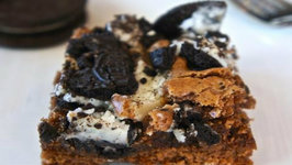 How to Make Brownies with Oreos