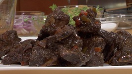 How to Make Braised Short Ribs