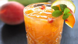 Cocktail - Peach and Bourbon Smash 
