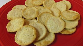 Betty's Thin and Crisp Water Crackers