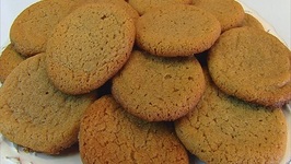Betty's Peanut Butter Miracle Cookies (Only 4 Ingredients No Flour!)