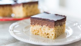 Chocolate Peanut Butter Rice Krispies Squares - No Bake Recipe