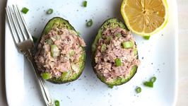 Lunch Recipe: Healthy Tuna Salad Stuffed Avocado