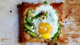 Breakfast Recipe: Asparagus, Pea and Egg Tart 