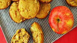 Apple Applesauce Muffins - Healthier Sweet Treats