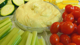 Betty's Curry Dip with Fresh Vegetables