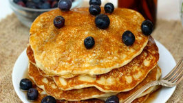 Breakfast - Buttermilk Blueberry Pancakes 