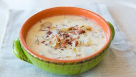 Easy New England Clam Chowder Recipe - Comforting Soups