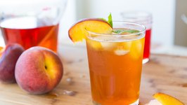 Homemade Sparkling Peach Iced Tea - Nonalcholic Drink Miniseries