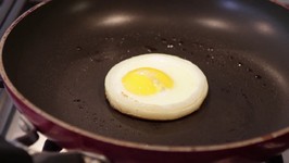 Seven Egg-Citing Egg Hacks