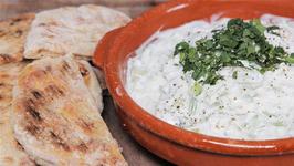 How To Make Tzatziki Dip With Flatbreads