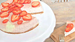 Decadent Strawberry and White Chocolate Cheesecake