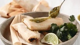 Green Chilli And Cheese Tamales