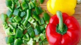 How to Cut a Bell Pepper - Cooking Quick Tips 