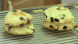 No oven Choco Chip Cookies in Cooker  Eggless