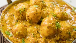 Shahi Aloo Dum / Indian Restaurant Style Kashmiri Shahi Baby Potato Curry