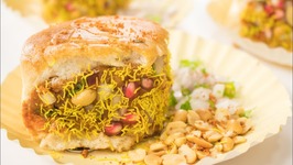 Dabeli - How To Make Gujarati / Kacchi Street Style Double Roti - Street Food
