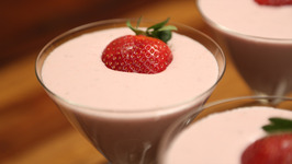 Strawberry Cheesecake In A Glass /  No Bake Cheesecake Recipe / Divine Taste With Anushruti
