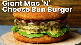 Giant Mac 'N' Cheese Bun Burger