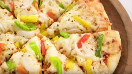 Microwave Pizza / Start To Finish Easy Veg Pizza Made In Microwave Oven