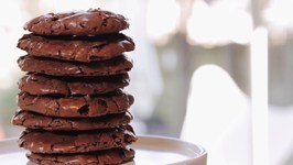 Chewy Flourless Chocolate Cookies