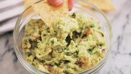 How To Make Perfect Guacamole