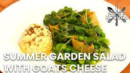 Summer Garden Salad With Goats Cheese / Vegetarian Recipe