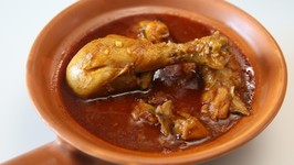 Sri Lankan Chicken Curry - Authentic And Easy Chicken Curry Recipe  - Smita