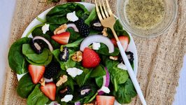 Mixed Berry Salad with Lemon Poppyseed Dressing
