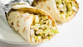 Paneer Shawarma / Best Indian Street Style Veg Shawarma / Indian Street Food