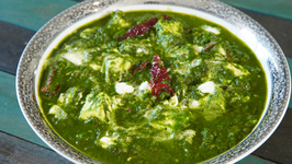 Restaurant Style Palak Paneer - How To Make Palak Paneer - Cottage Cheese In Spinach Gravy - Smita