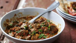 Slow Cooked Beef Curry