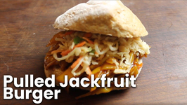 Pulled Jackfruit Burger- Vegan Pulled Pork
