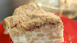 Sour Cream Apple Pie Crumble