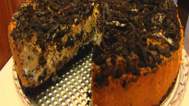 Betty's Oreo Cheesecake (Similar to Cheesecake Factory) -- EASTER