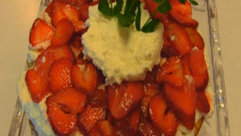 Betty's Showy Strawberry Shortcake -- 4th of July