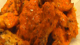 Betty's Chicken Wings with Hot Wing Sauce --Super Bowl!