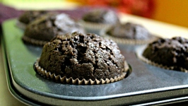 Easy Cocoa Brownie Cupcakes 