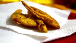 Pazham Pori (Batter Fried Plantains)