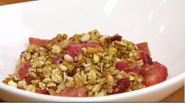 Strawberry-Rhubarb Crisp Dessert