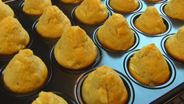 Betty's Apple Pie Mini Muffins